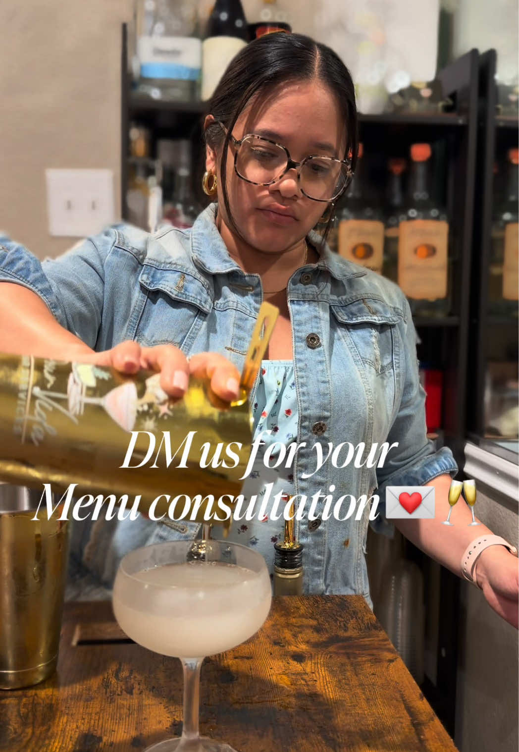 @Genn | POUR VIDA bartender