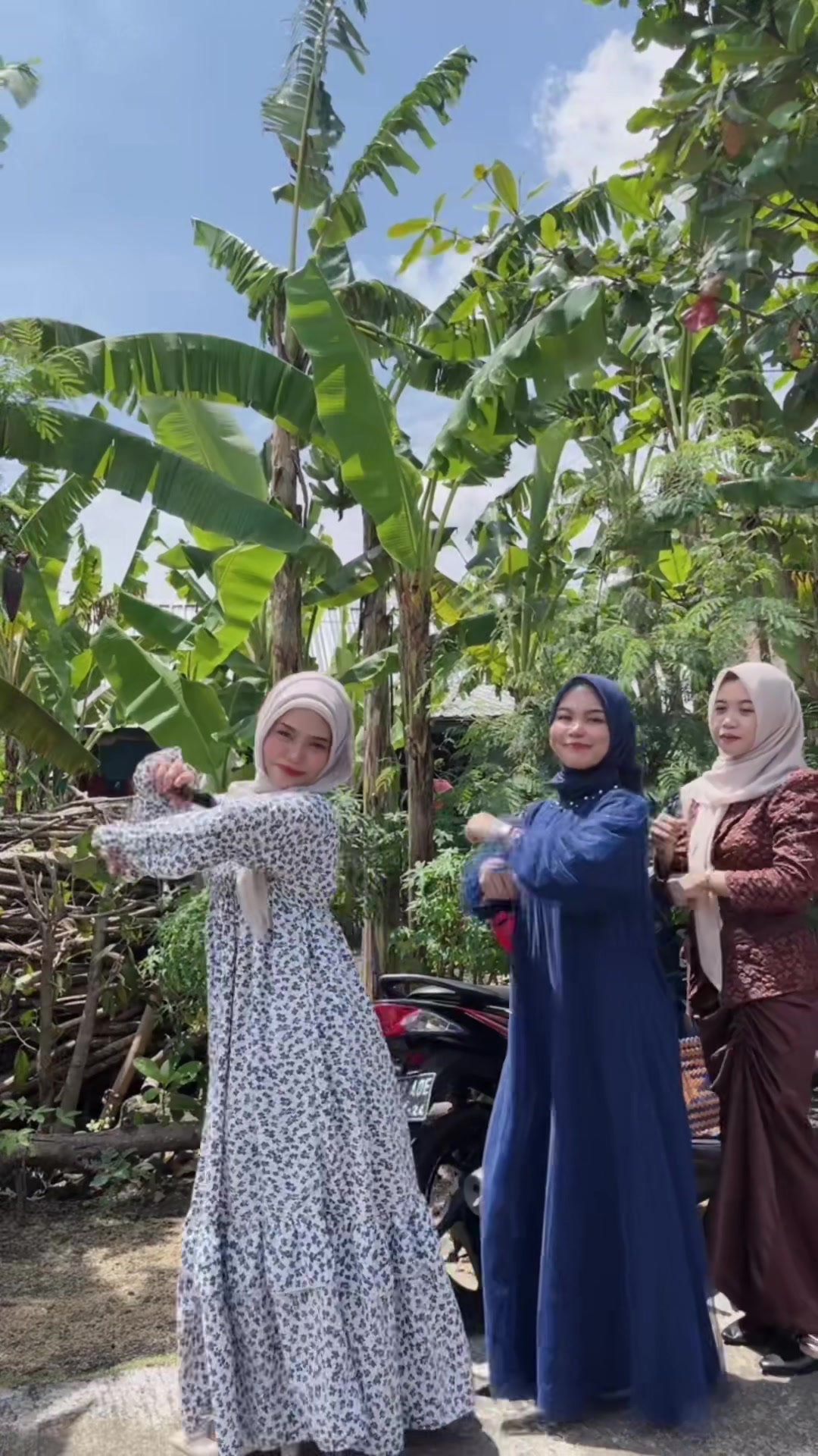 @nandamudiaa