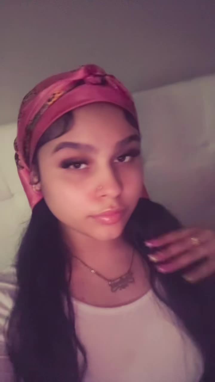 @val 🫦