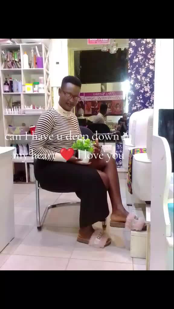 @Ava Vivian