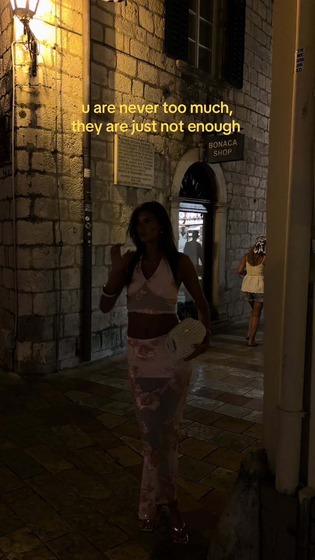 @🤎