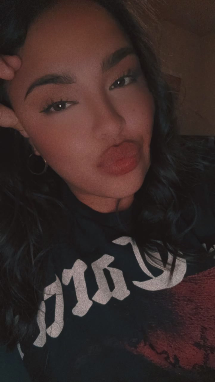 @Alani Monique🧡