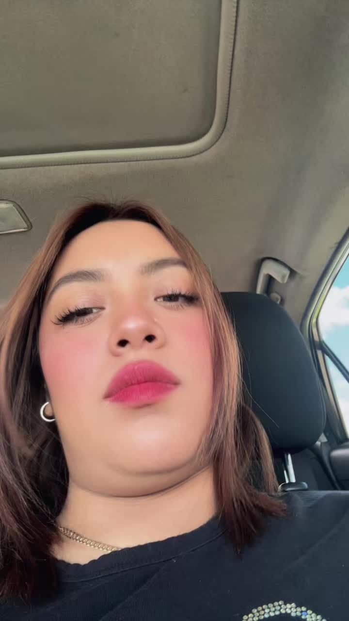 @MIAHERNANDEZ