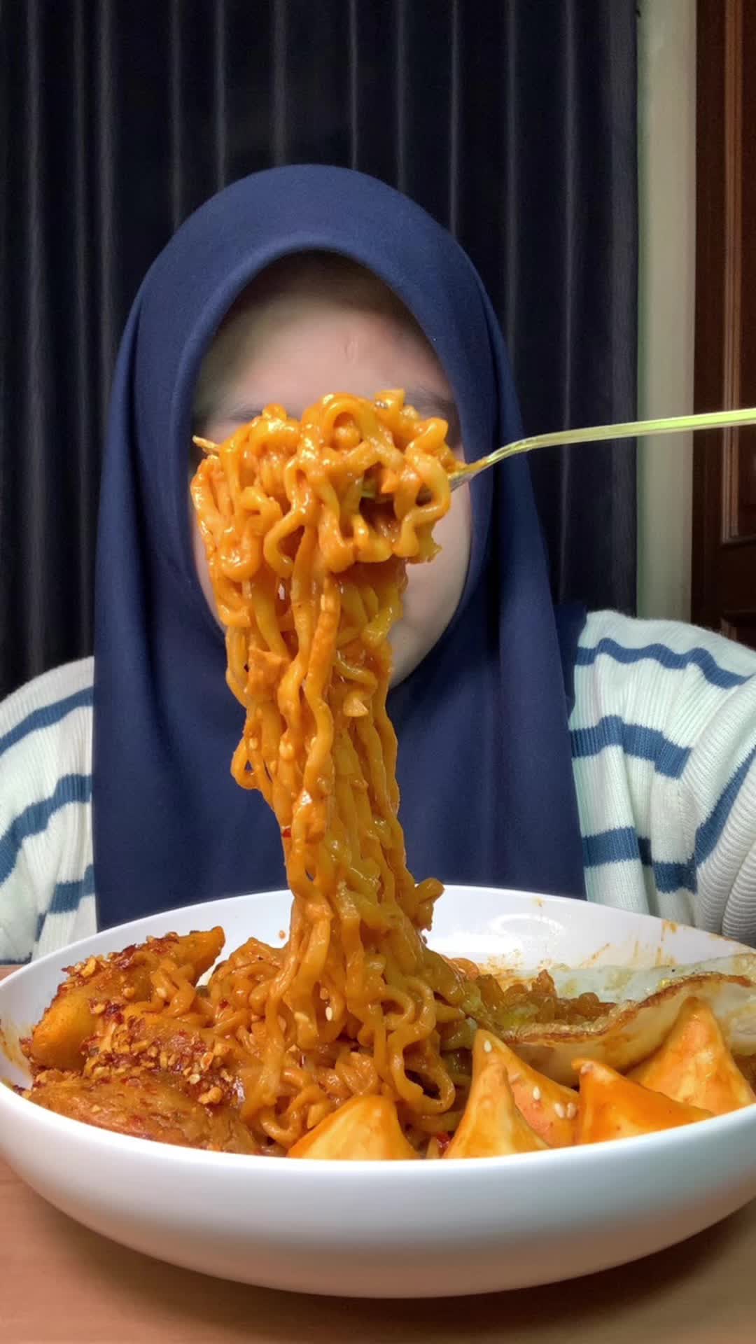 @Nov🪐