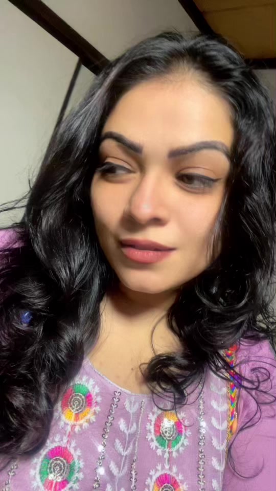 @Sana Jay 🦋