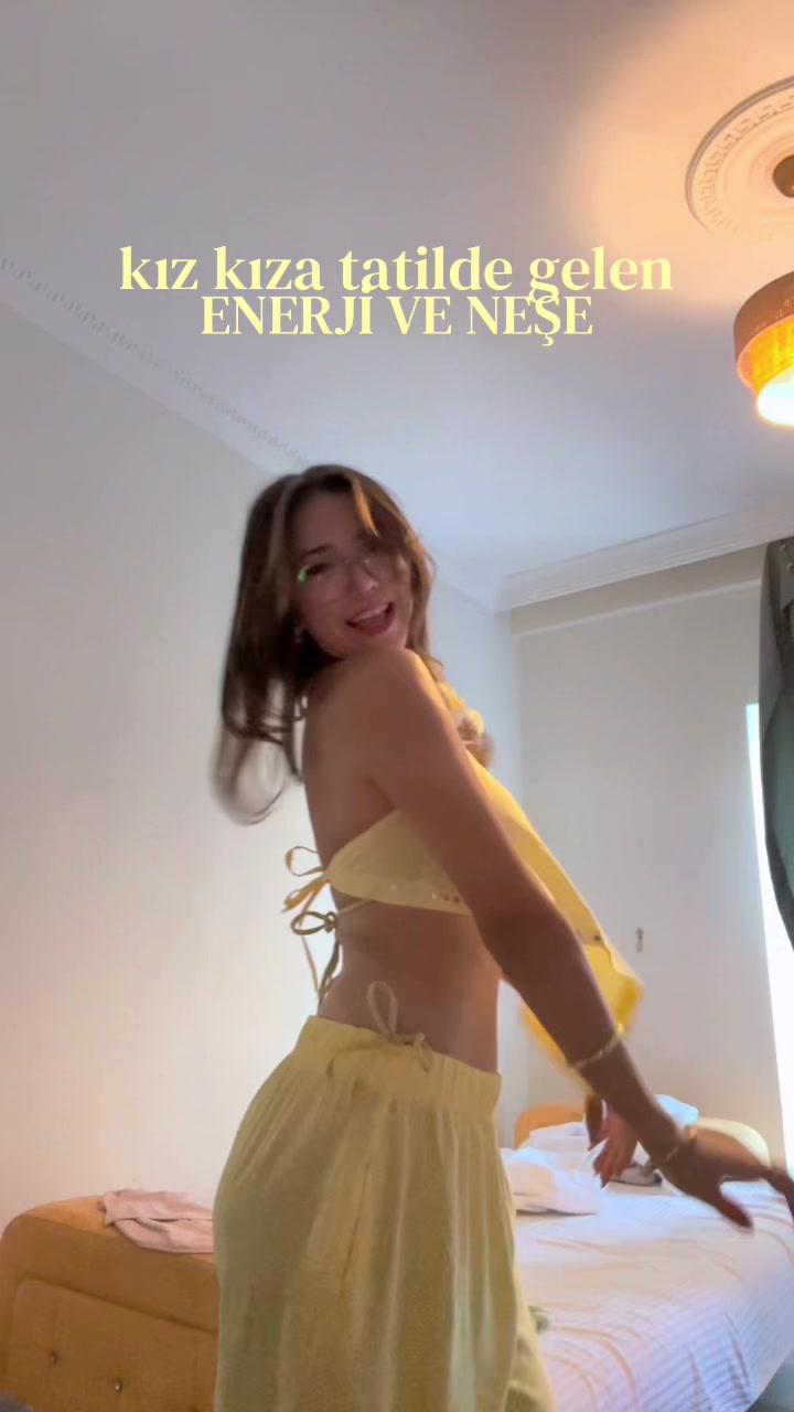 @Ayşenur