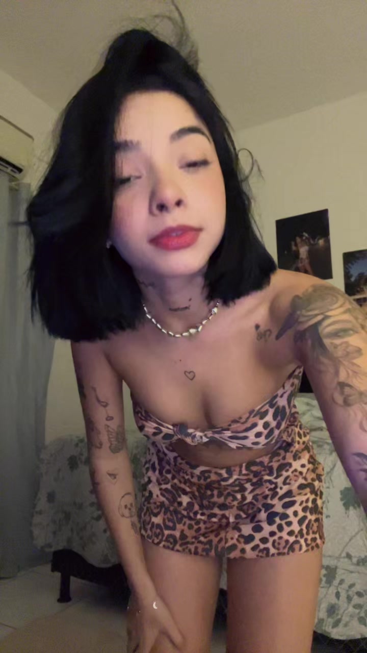 @yasmimbrunethii