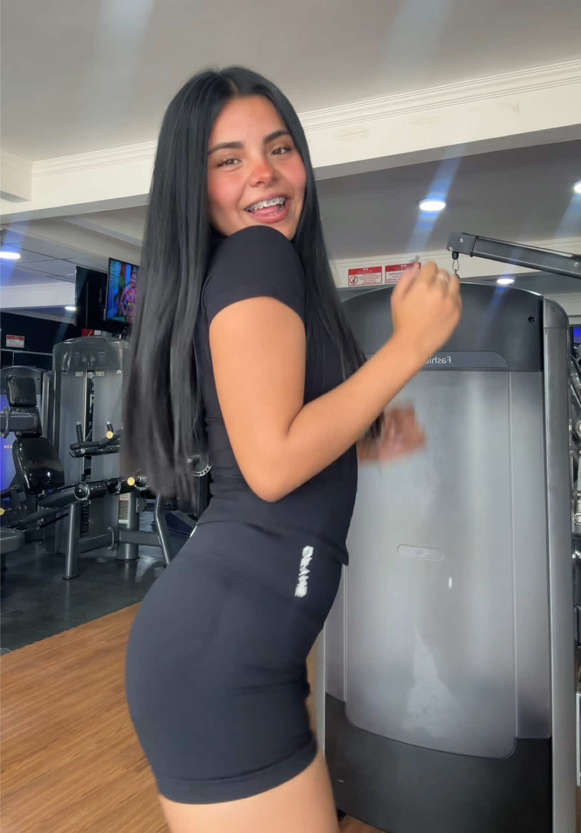 @𝐋𝐢𝐳