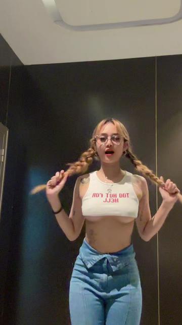 @miss_nicc