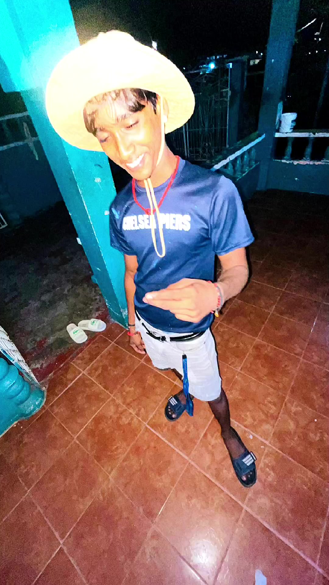 @itz_clinton_