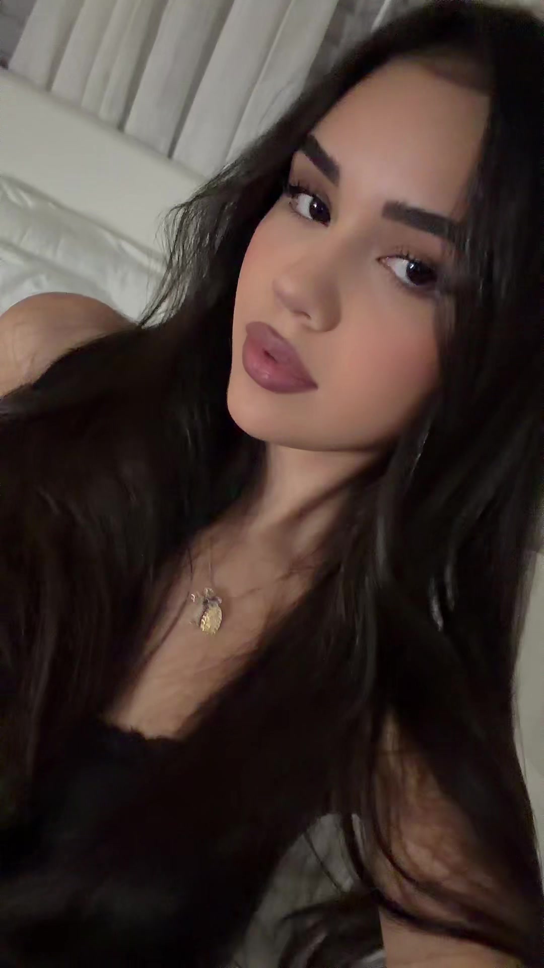 @arellamirielle