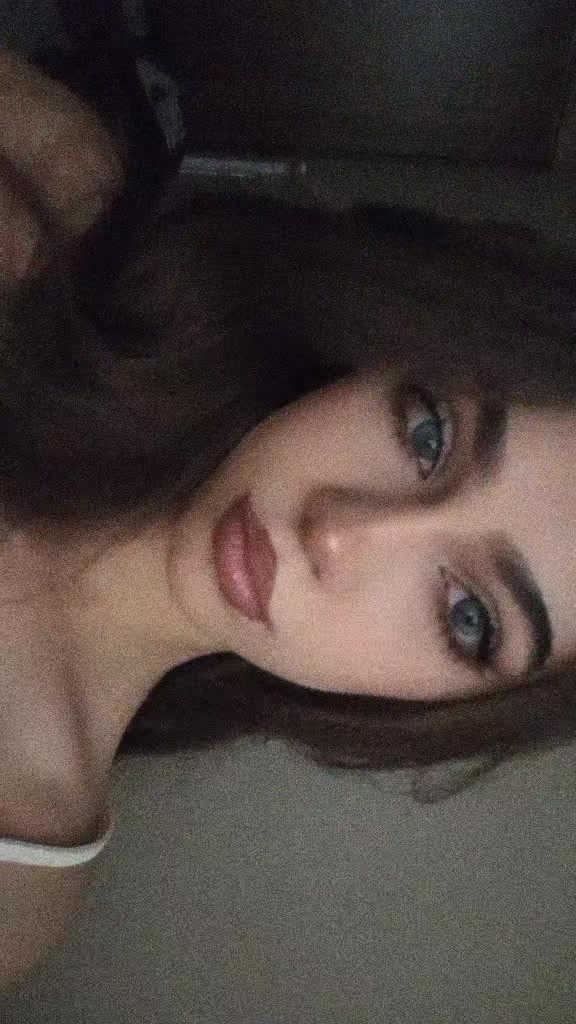 @𝐏𝐀𝐑𝐍𝐈𝐀👸🏻