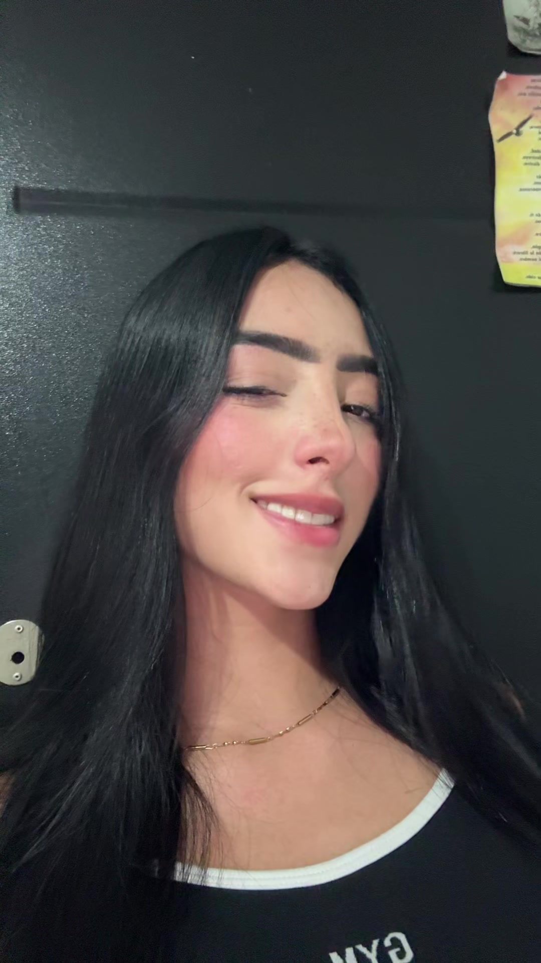 @Ale🙂↕️