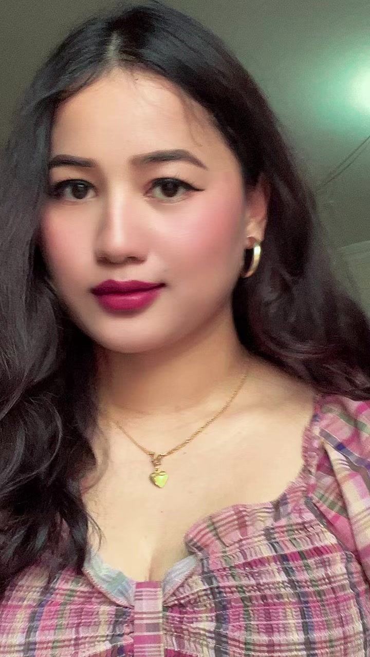 @Numa❤️&zwj;🩹Bhujel🌸