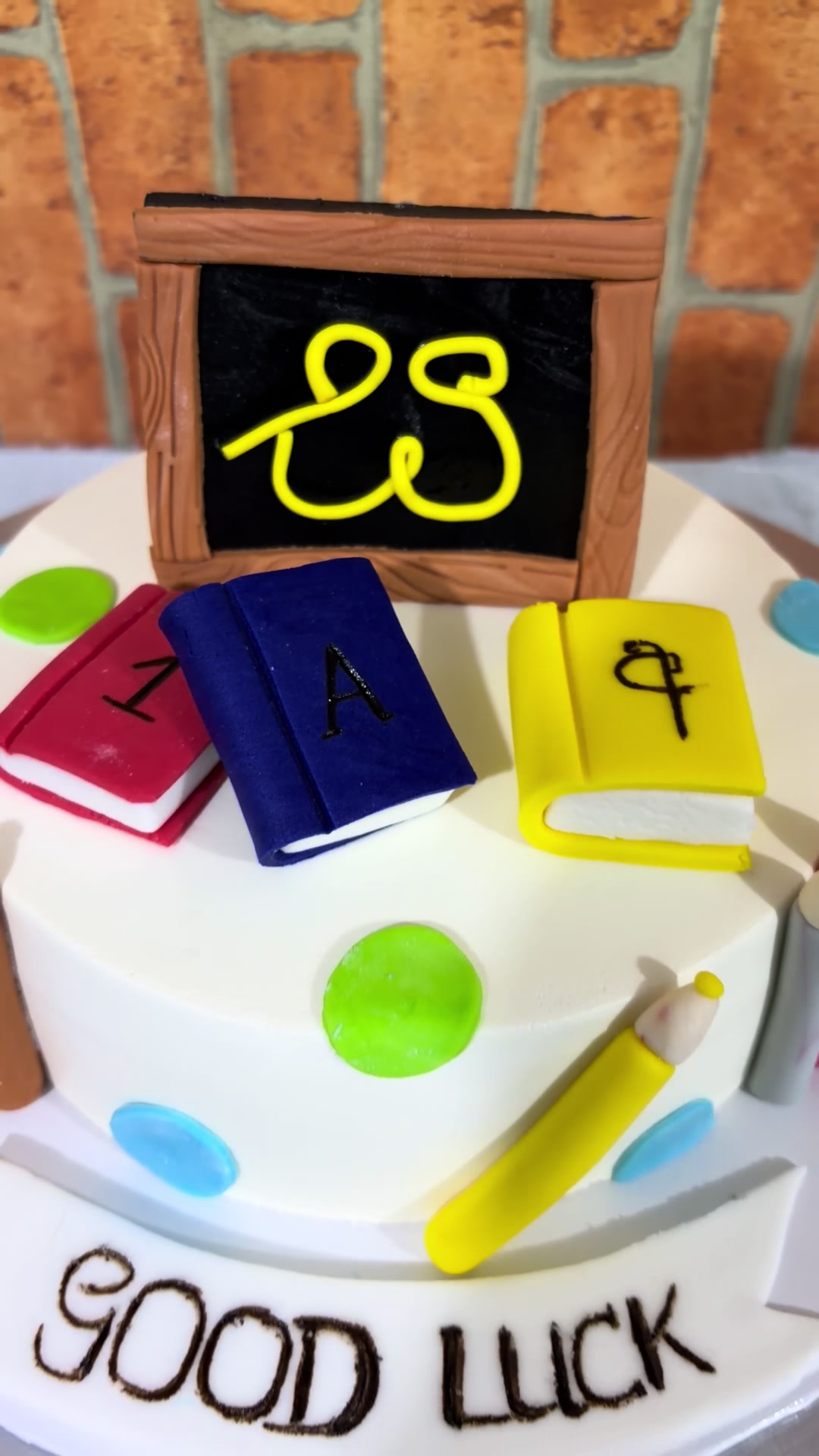 @Cakes By Mayu