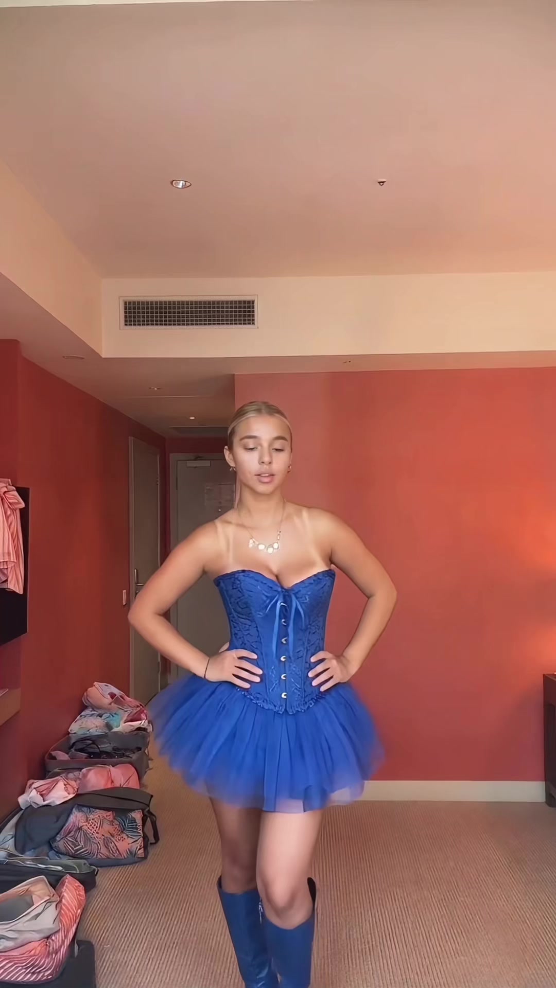 @Lily