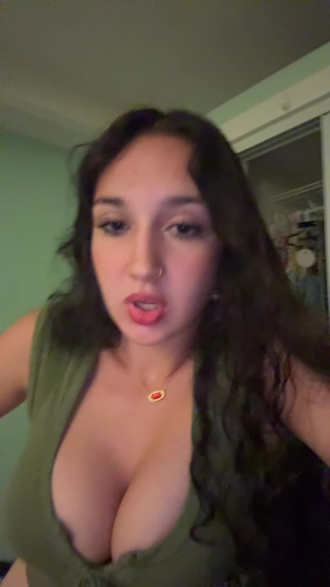 @cutehotamazinggirl
