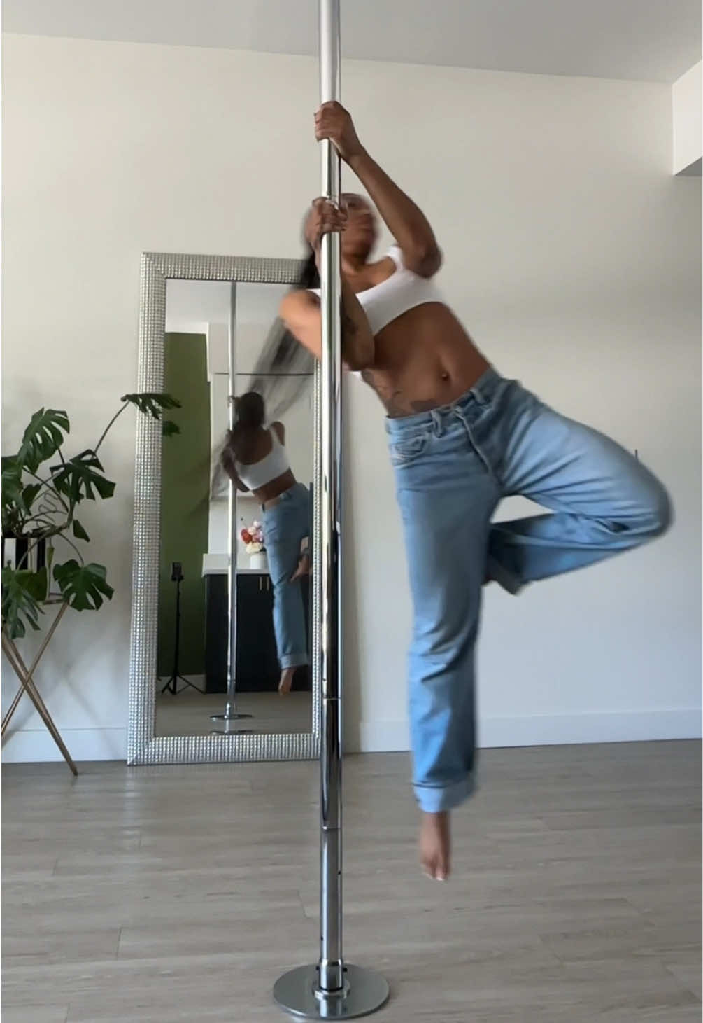 @khalah | IG: @kmo.tionn