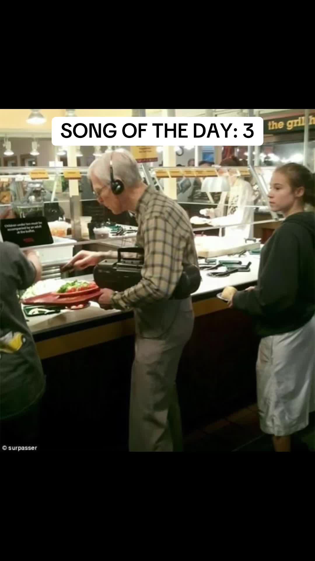 @🎧