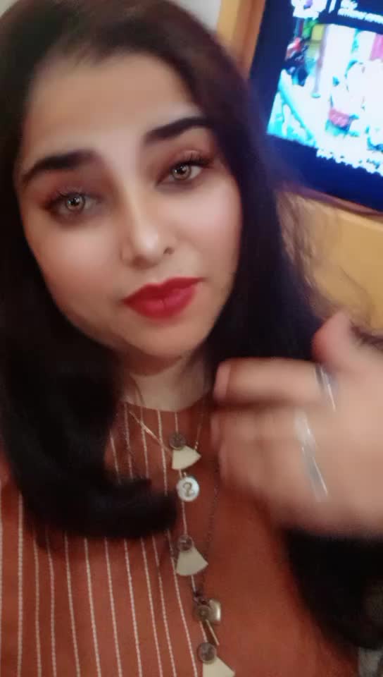 @saneya kahan
