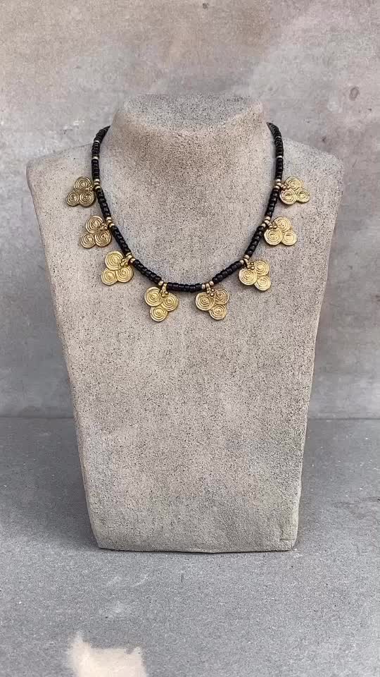@Artjuna.collection