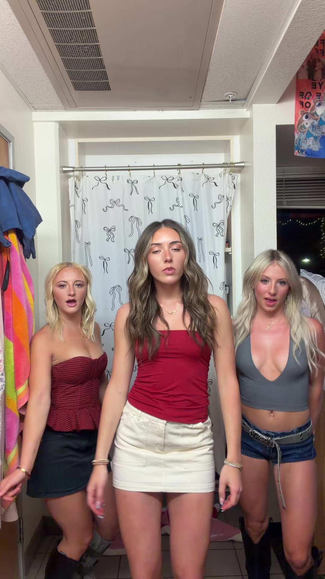 @bella
