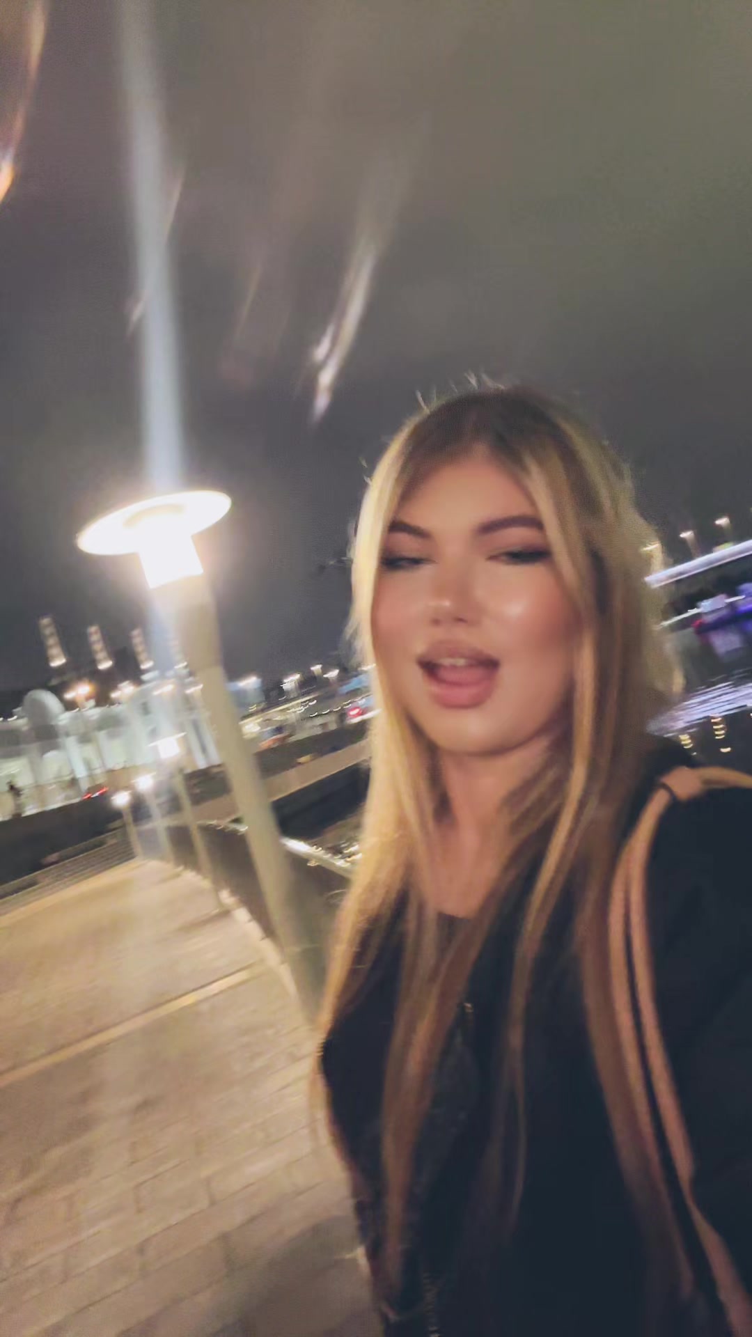 @🦋🤍