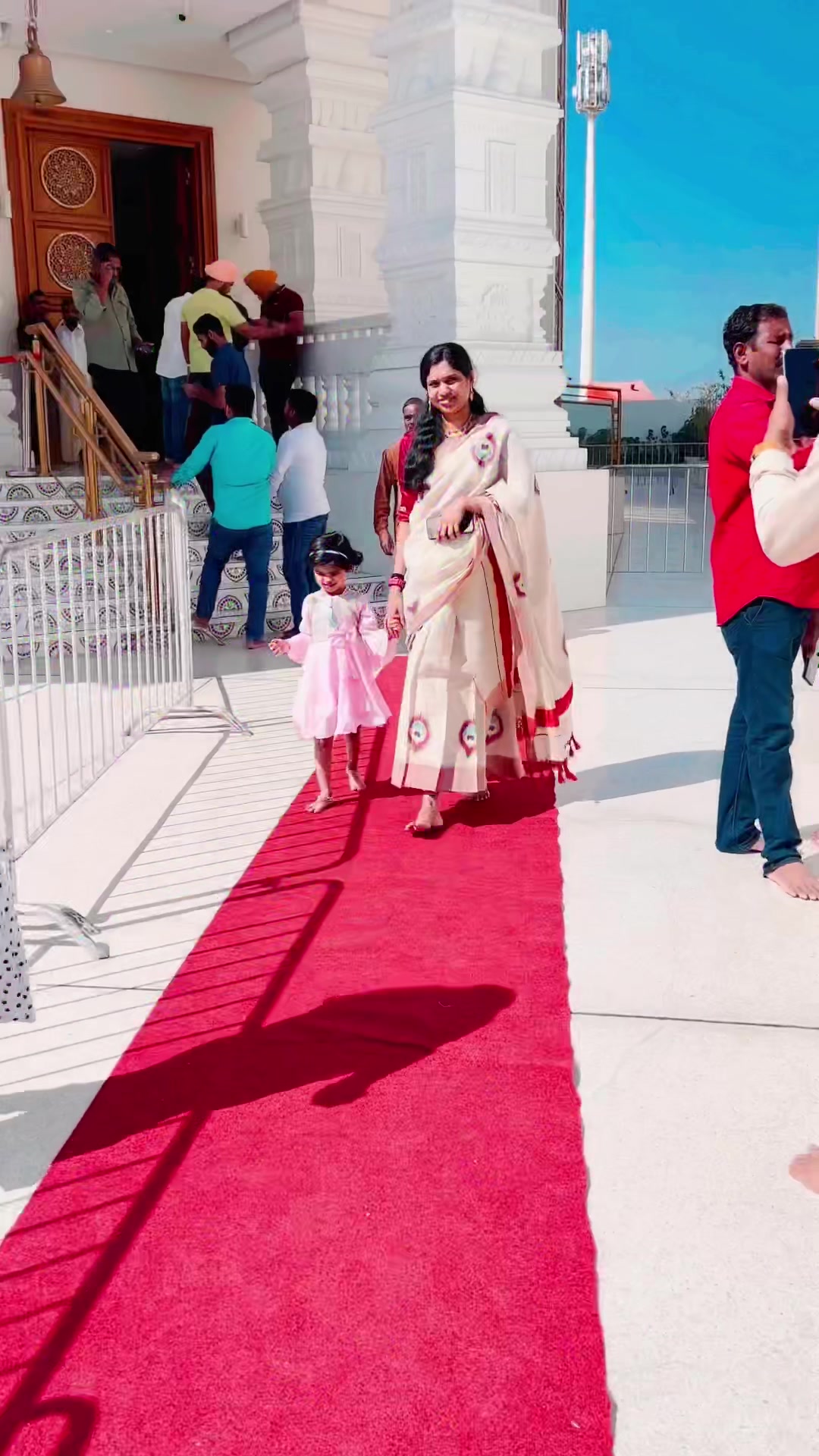 @Swetha Shijith👨👩👧
