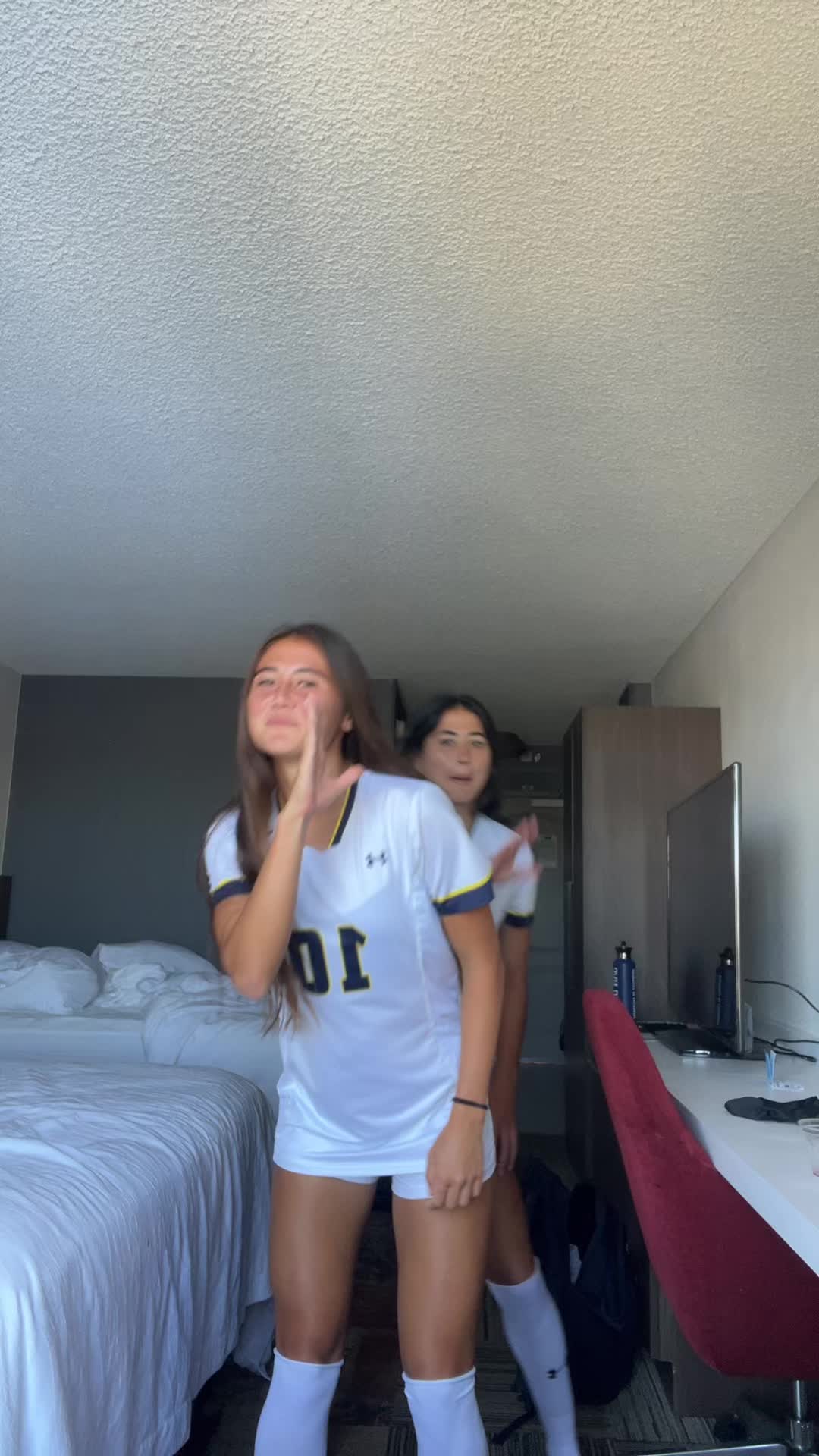 @Lmoney