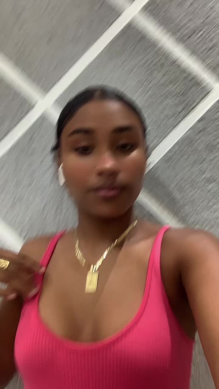 @BRAZILIAN GIRL ✨