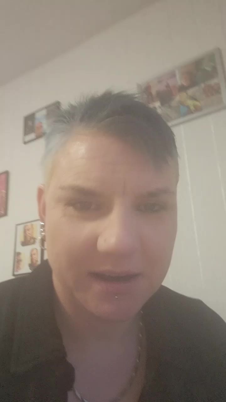 @gl&uuml;ckliche Mama 2023