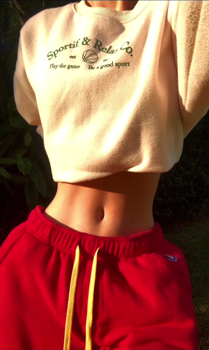 @Bella