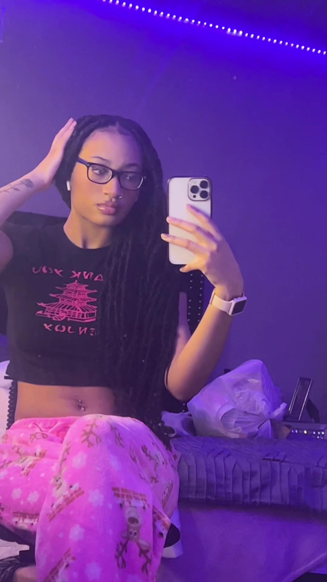 @laurennkenzie
