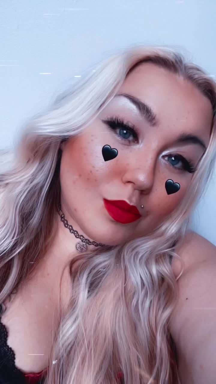 @christamonica 💋