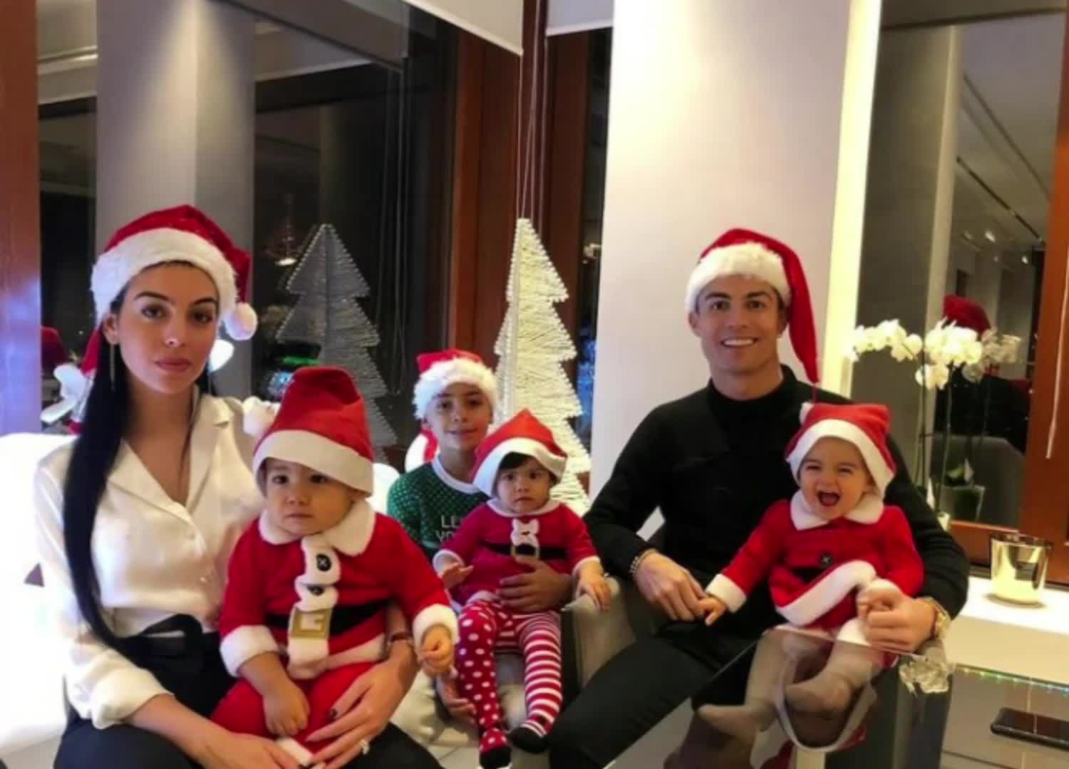 @CR7