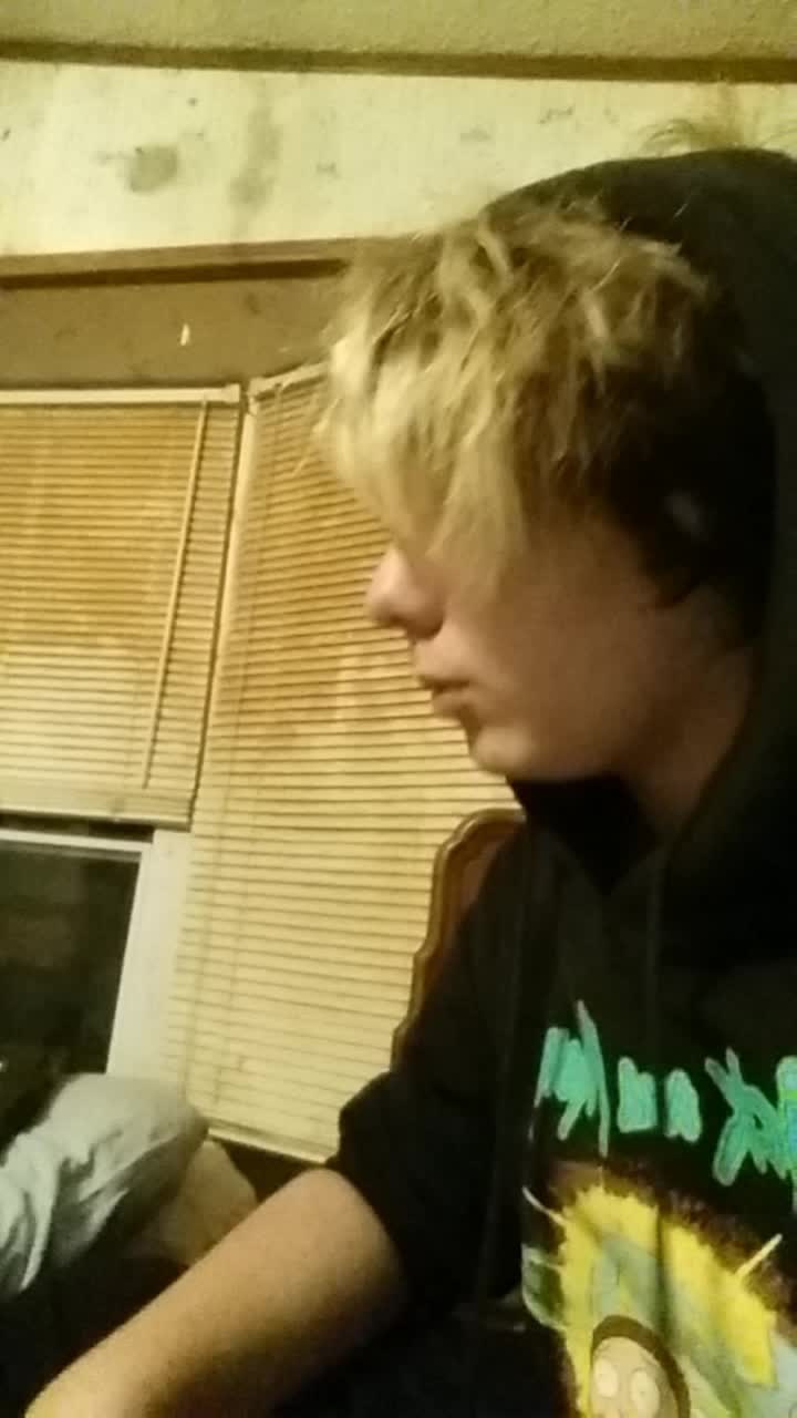 @kevintheneko