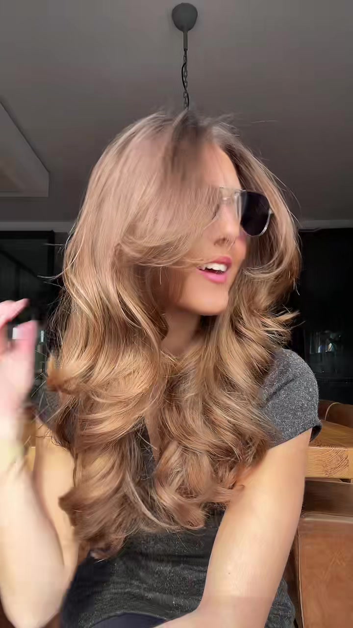 @Helenn