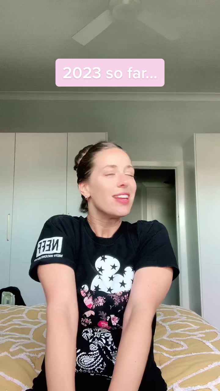 @Vanessakambrose