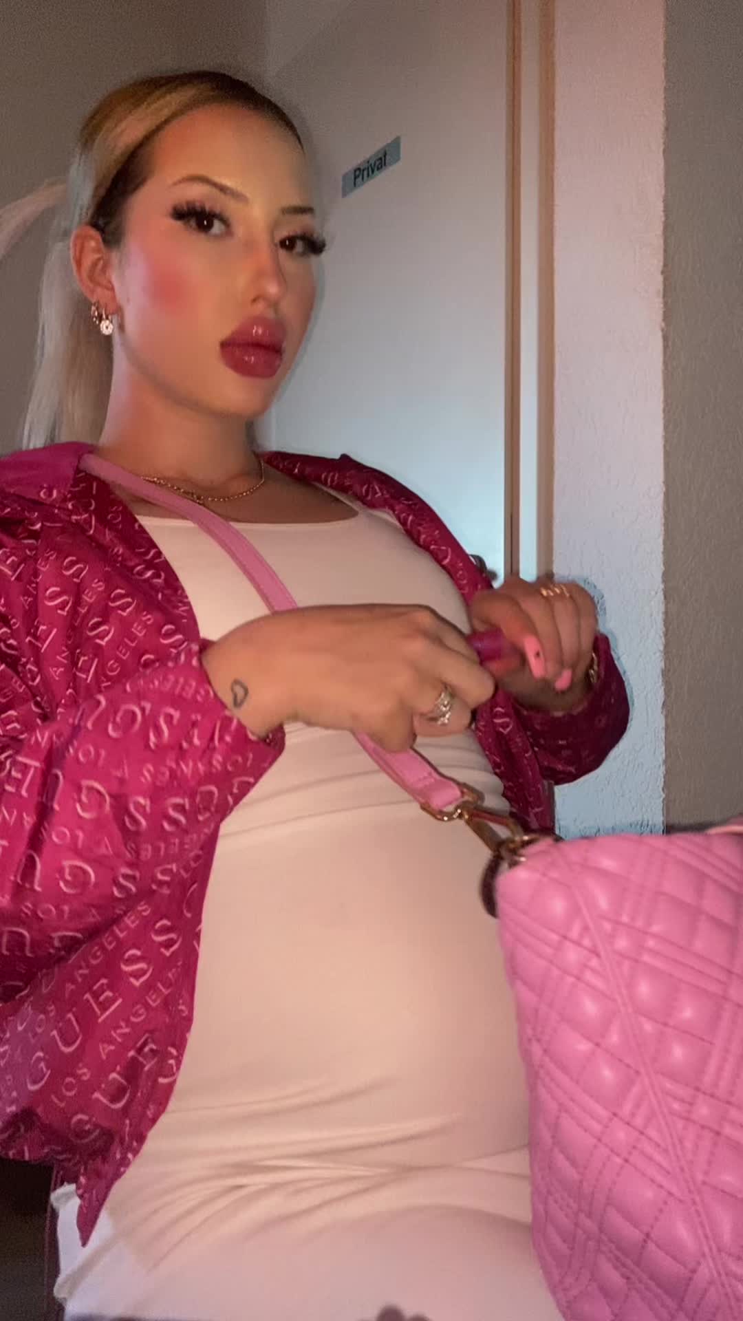 @Sofiya Barbie
