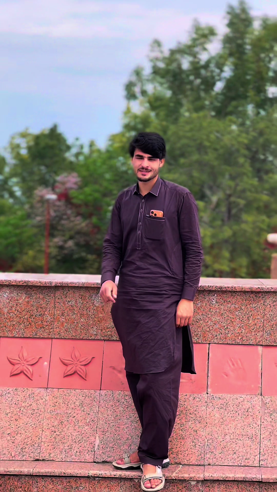 @H ہ Y ہ T AnجuM
