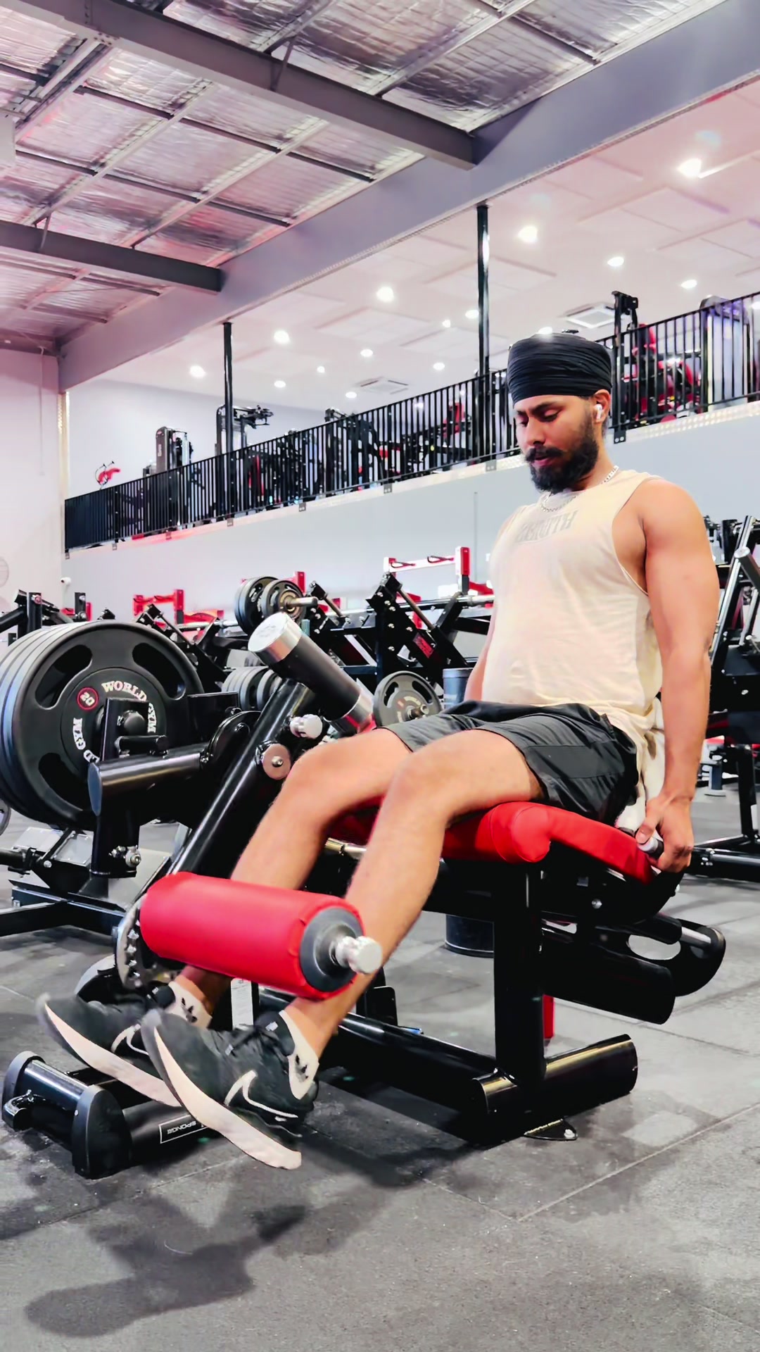 @Ravi_.157