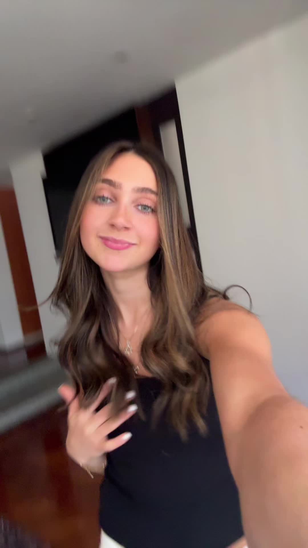 @Clari