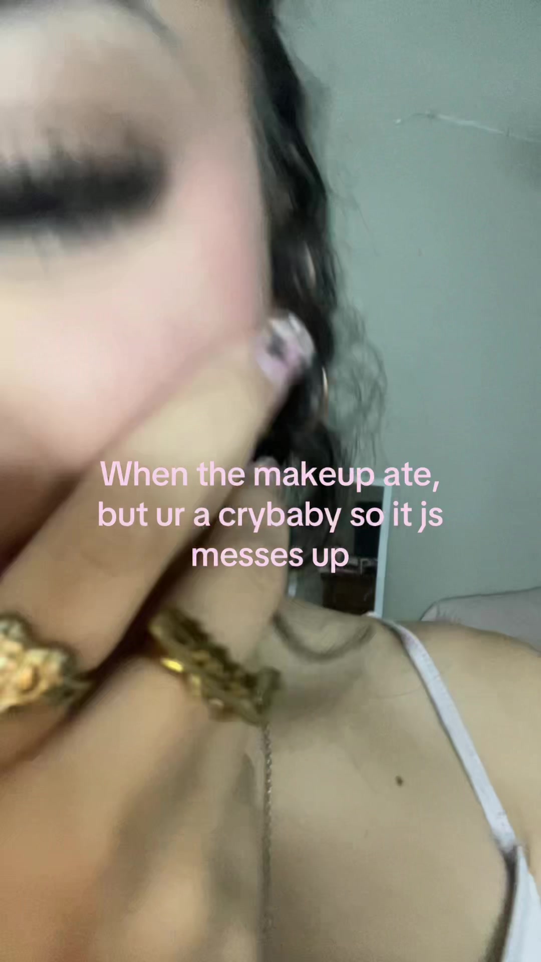 @espyswrlddd