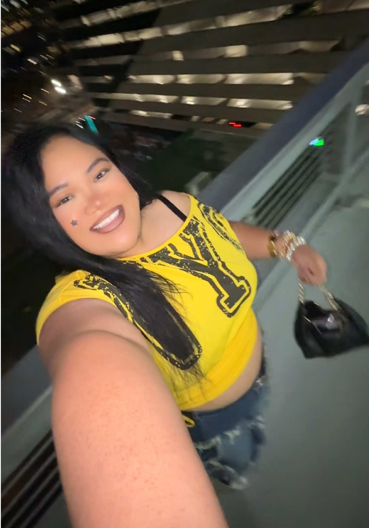 @Lose_bby | Curvy Girl