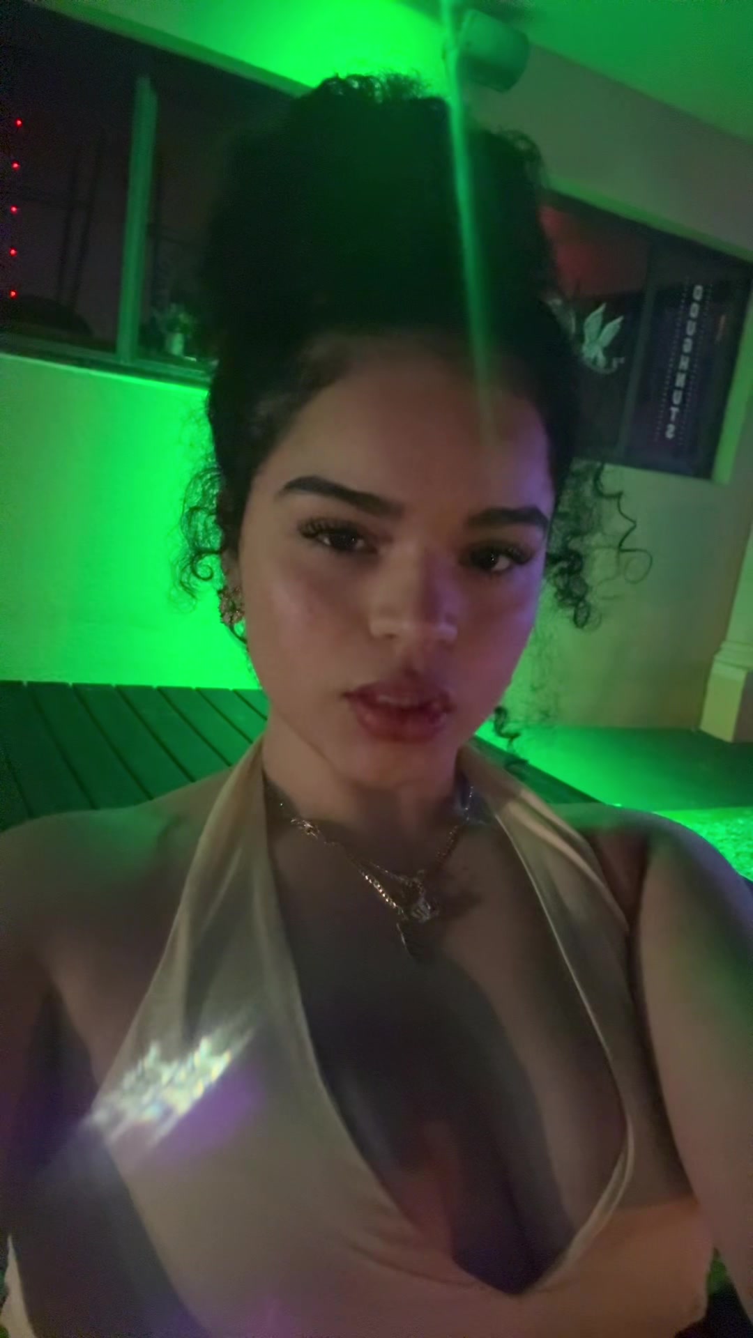 @g