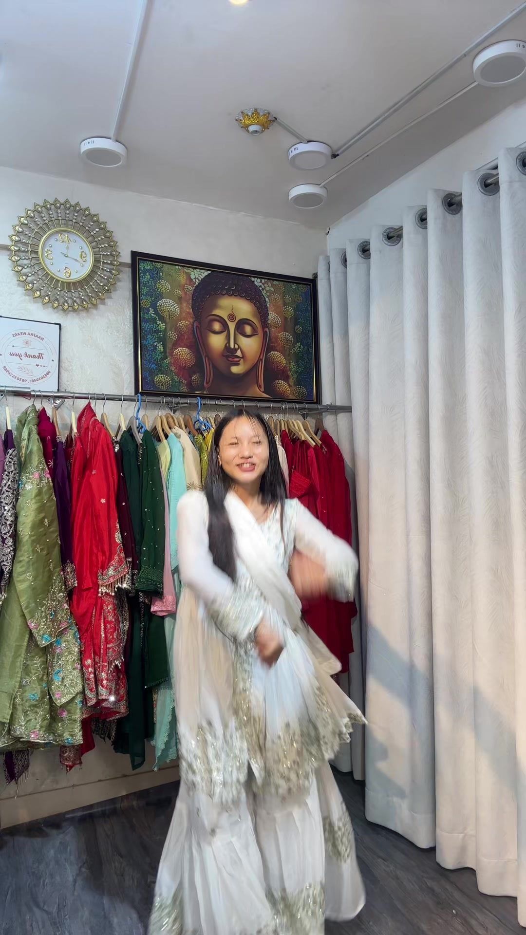 @NAAFAA CLOTHING STORE