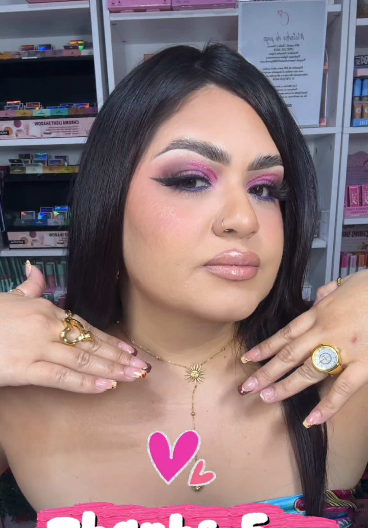 @Curvy beauty