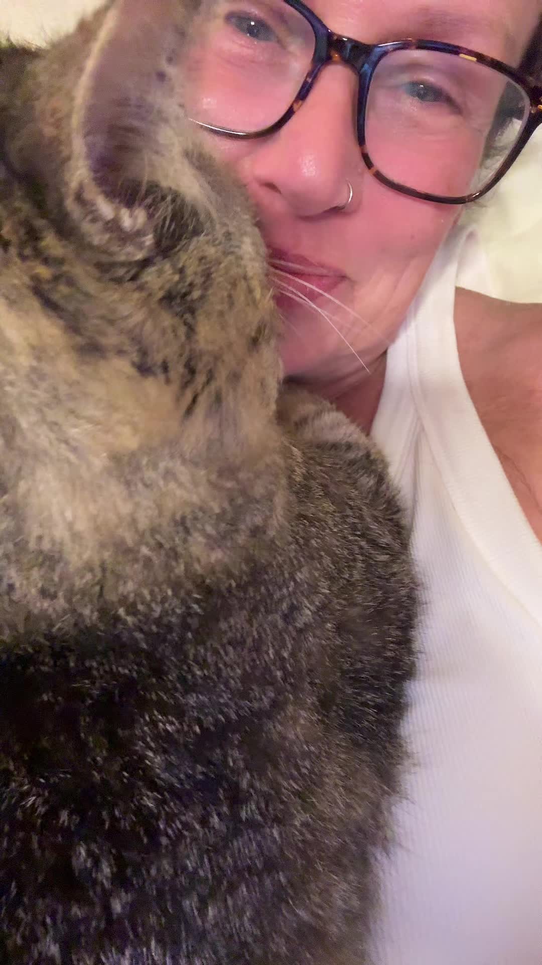 @Oopsiedaisy🌈⭕️