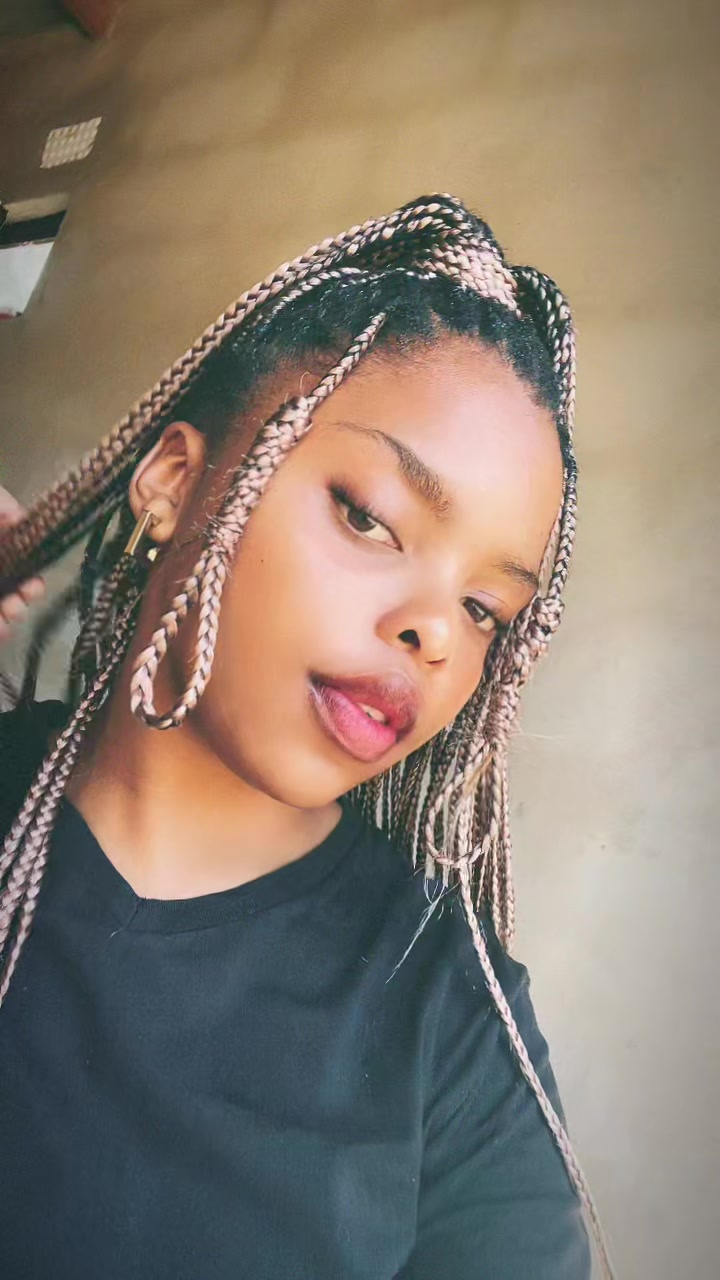 @S'thandile 🦋