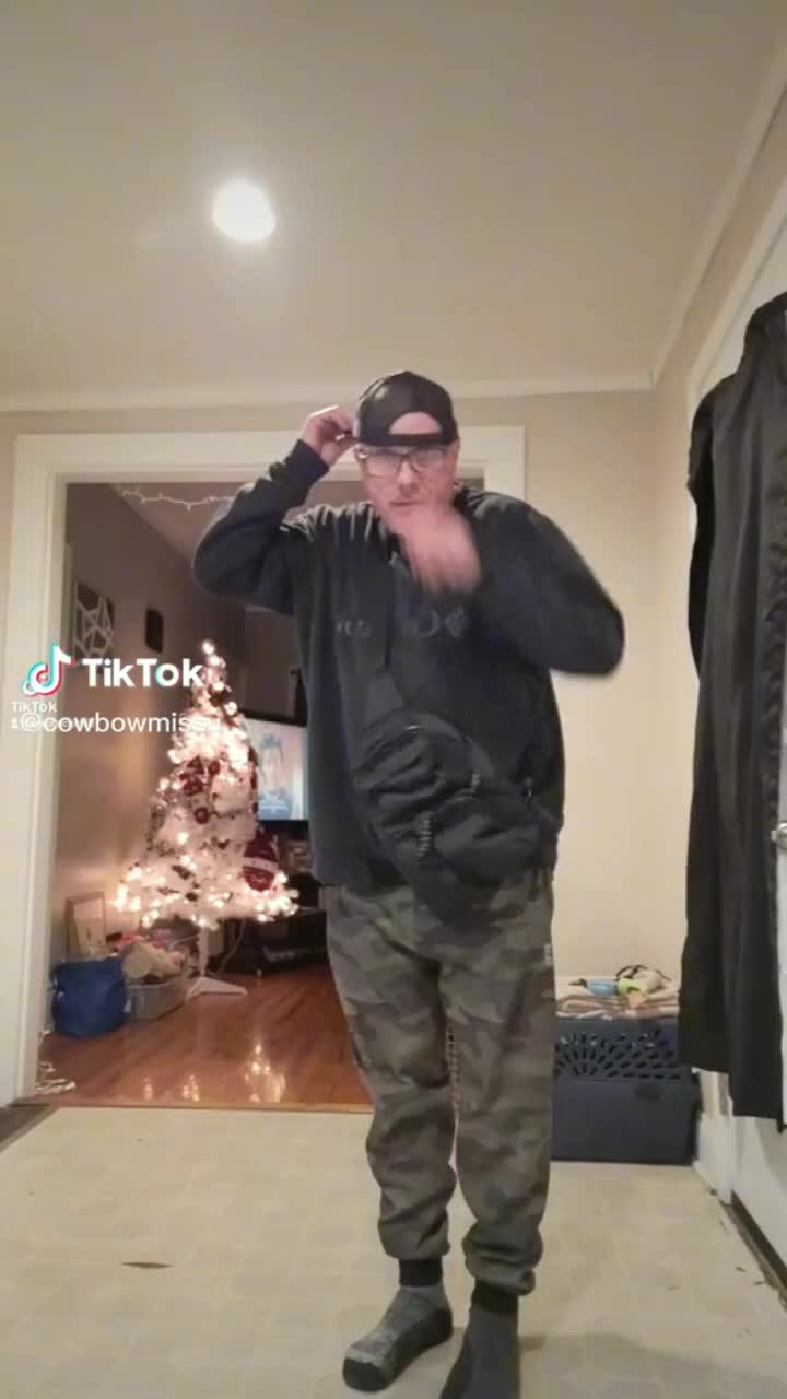 @chuckchill